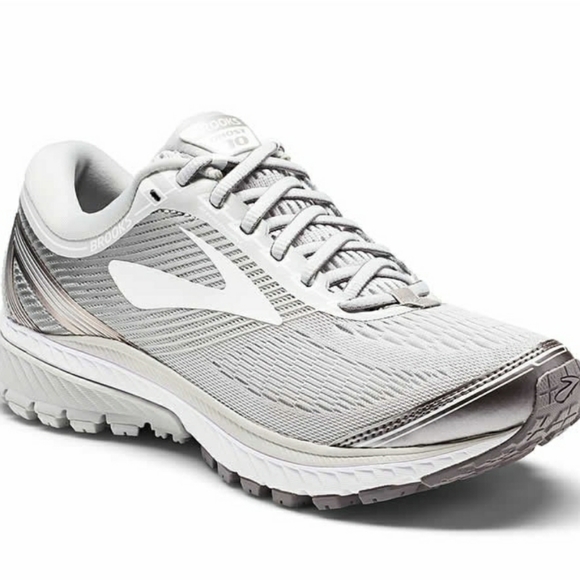 brooks running ghost 10